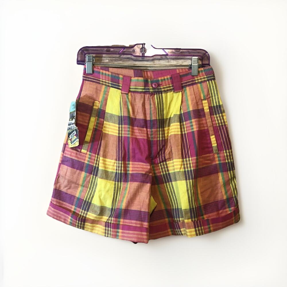 CARMEL Womens Pleated Shorts Size 11 Pink Plaid Casual New Funky Bottoms Golf